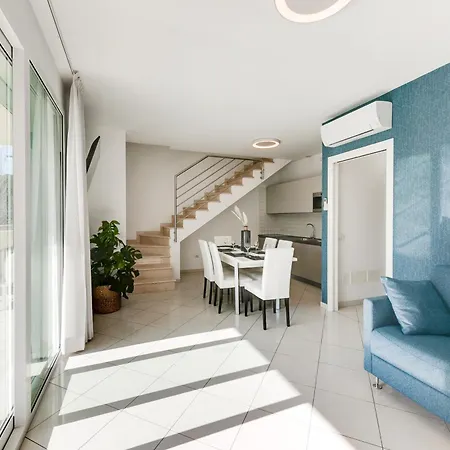 Апартаменты Residenza Acquamarina - Siroli Collection Червия